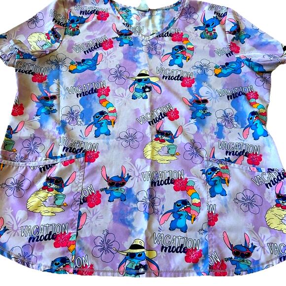 Lilo and Stitch Scrubs Top Cartoon Disney Vacation Hawaiian Plus Size 2XL 3XL - Picture 1 of 8